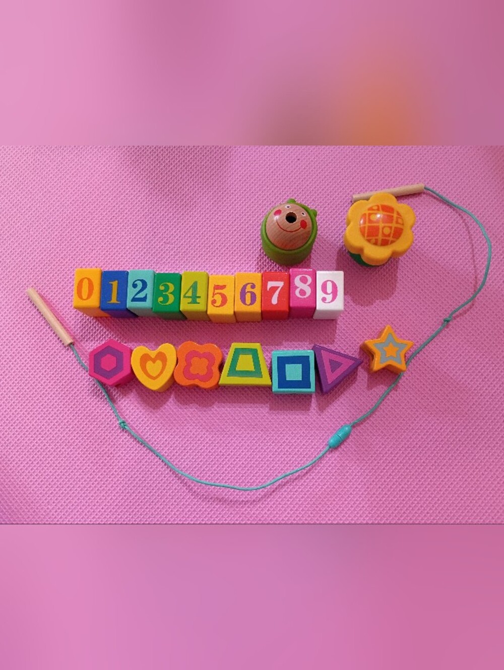 Colorful Number & Shape Learning Lacing Set